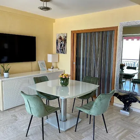 On The Sea Apartman